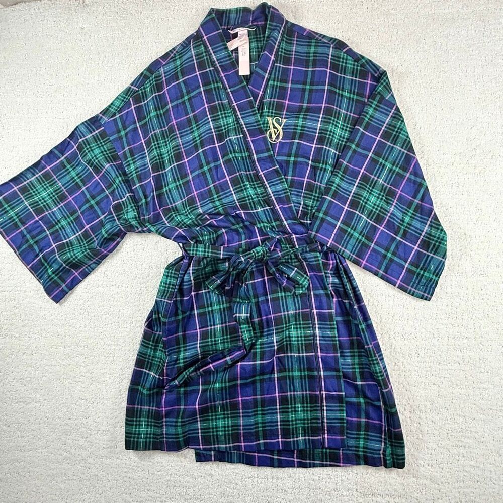 Victoria’s Secret Short Flannel Robe in Blue Green Plaid - US Women’s M/L